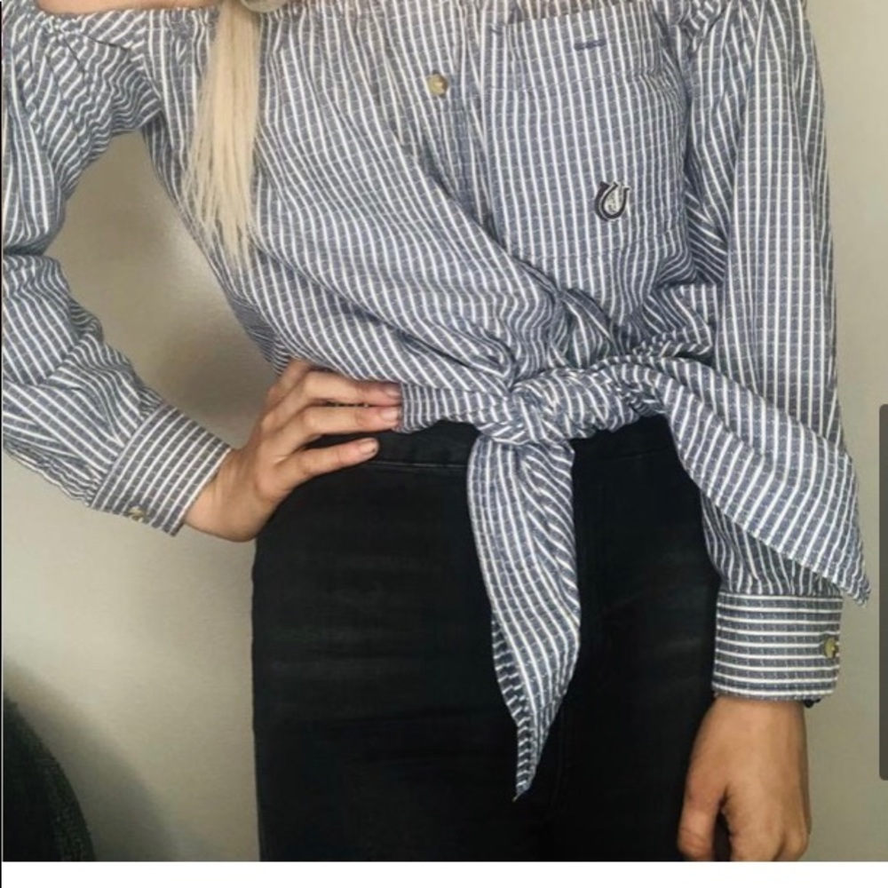 Off the shoulder wrangler pearl snap